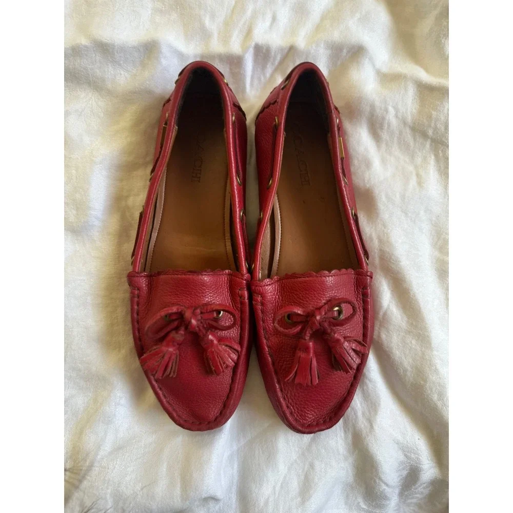 COACH Red Tassel Loafers Scalloped Leather Flats Shoes Vintage Coastal Size 11